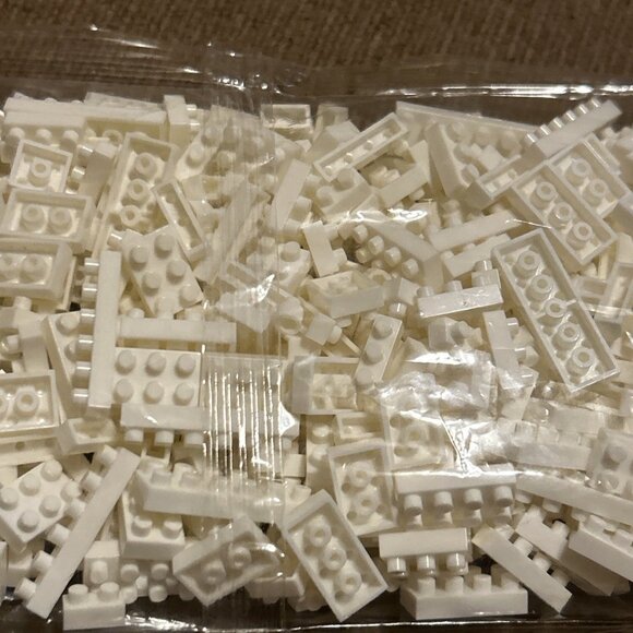 LEGO 1x2 Panel w/ Center Divider-Heel Protector White Large Qty No Label Read - Picture 8 of 16